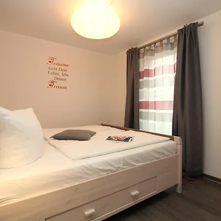 Residenz Erik 7 - Erholung & *